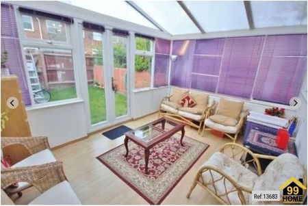 4 bed Terraced in St. James Road , Sutton, SM1 2TT - Photo 3