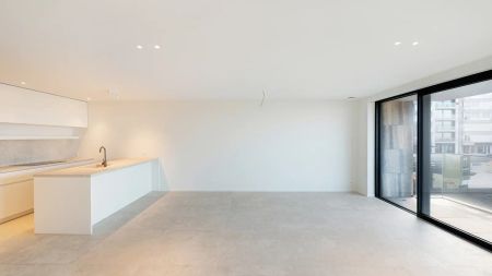 Ongemeubeld nieuwbouwappartement op 1e verdieping - Photo 3