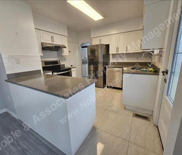 6549 Clinton Street Main Burnaby - Photo 3