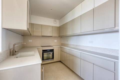 Rental Apartment - Photo 1