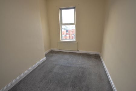 2 bed maisonette to rent in Stanhope Road, South Shields, NE33 - Photo 3