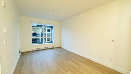 Brand New Condo at King & Crescent - Photo 4