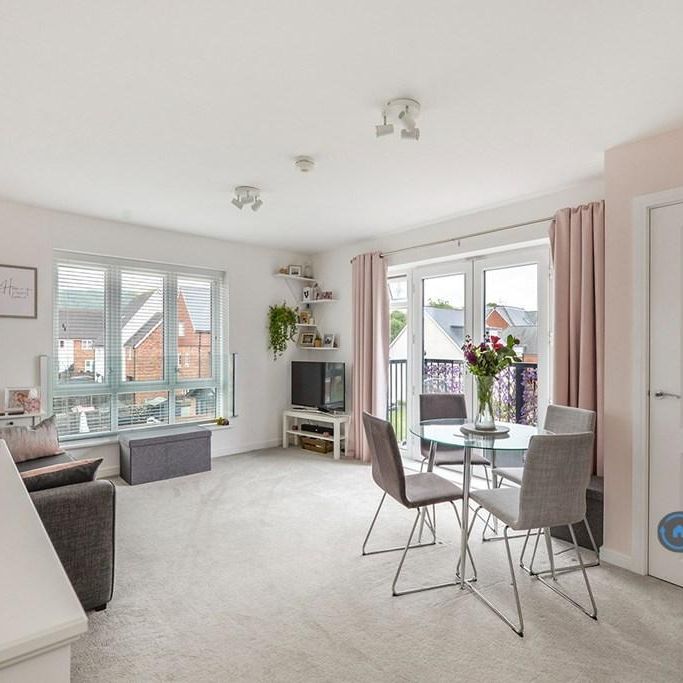 2 bedroom penthouse to rent - Photo 1