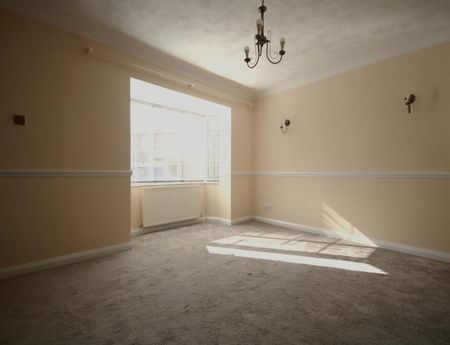 3 Bedroom Semi Detached To Let - Photo 2