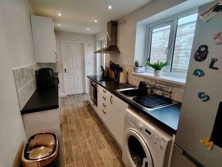 Chapel Street, Dalton-in-furness, LA15 - Photo 5