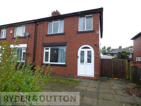 Lupin Avenue, Farnworth, Bolton, Greater Manchester, BL4 - Photo 5