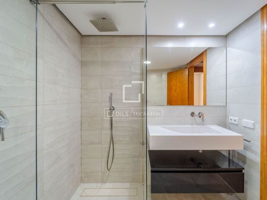 Luxury Apartment for rent in Valencia, Spain - Photo 1