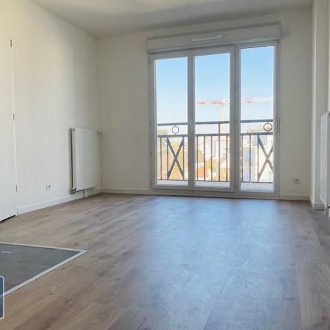 Location Appartement 2 pièces 36m² LE BLANC MESNIL 93150 - Photo 1