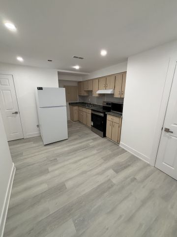 For Lease - 213 Equator Crescent Unit# Lower Level, Vaughan, Ontario - Photo 2