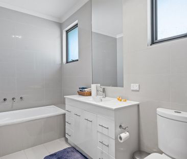 Sun-Drenched 4-Bedroom Family Home with 3 Living Areas in a Prime Location! - Photo 4
