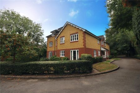 Brooklyn Road, Woking, Surrey, GU22 - Photo 2