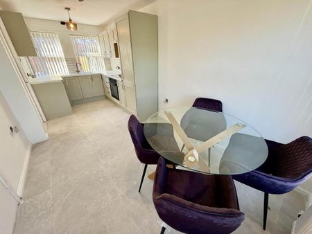 16 Powerscourt Place, Ormeau Road, Belfast, BT7 1FX - Photo 3