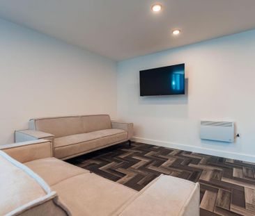 7 bedroom house to rent - Photo 1