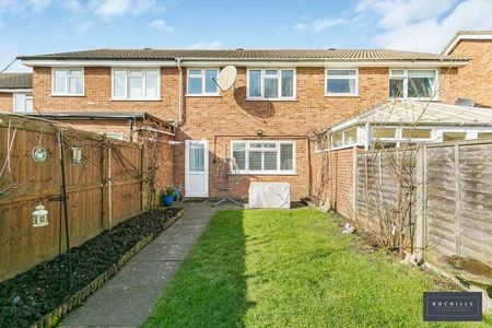 Egmont Road, Walton-on-thames, Surrey, KT12 - Photo 2