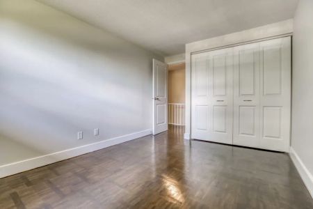 Algonquin Apartments - Photo 3