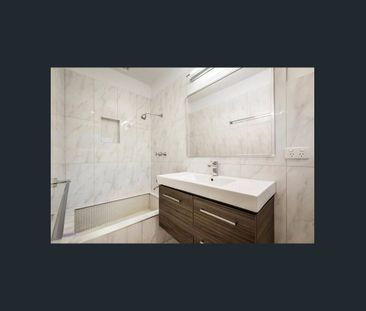 Fully Furnished 3-Bedroom Home with Study, Mountain Views & Double ... - Photo 6