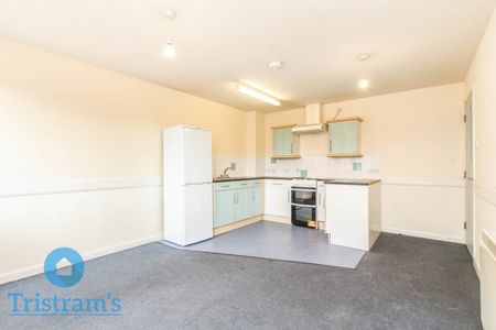References Pending - 2 bed Apartment - Photo 2
