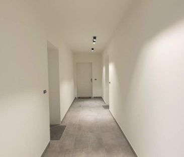 Appartement te huur in Diepenbeek voor € 1.000 met 2 slaapkamers - Photo 1