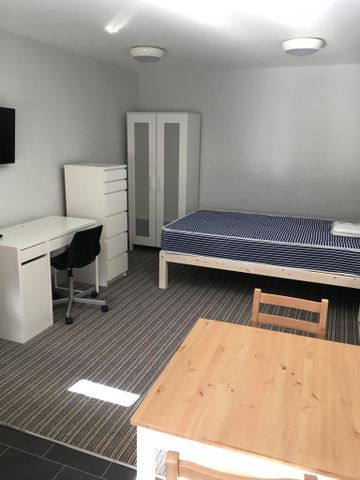 1 bedroom house to rent - Photo 2