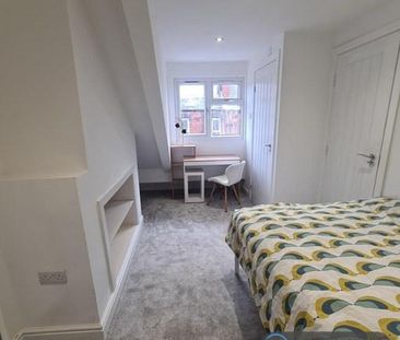 2 bedroom maisonette to rent - Photo 6