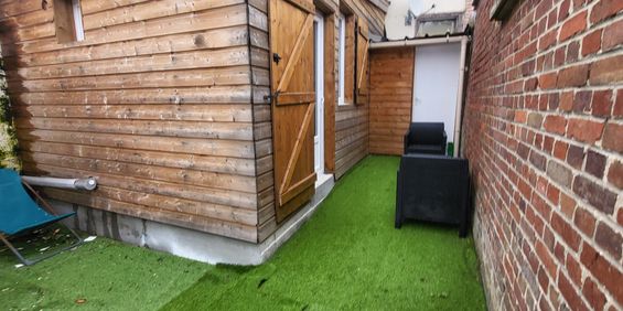 JOLI STUDIO AVEC TERRASSE - Photo 3
