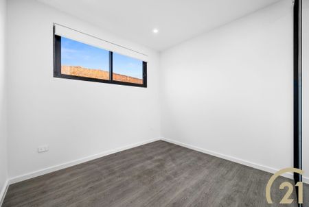 Spacious Brand New Five Bedroom Duplex - Photo 3