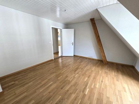 Helle 3.5-Zimmer-Dachgeschosswohnung im 4. OG - Photo 5