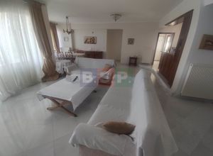 Βίλα για ενοικίαση - Νέα Αλικαρνασσός, - Photo 3