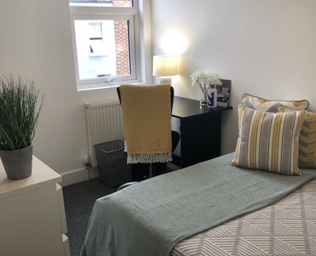4 Albert Street - Photo 5