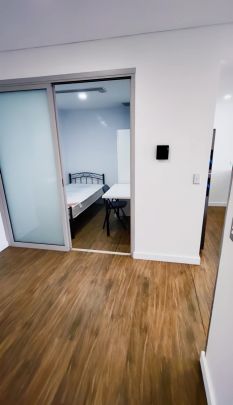 3 beds 2 bath-single room - Photo 1