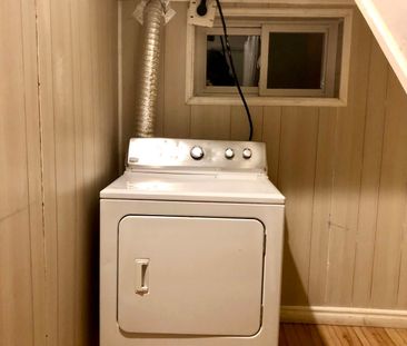 For Lease - 166 Maplehurst Avenue, Toronto, Ontario - Photo 2