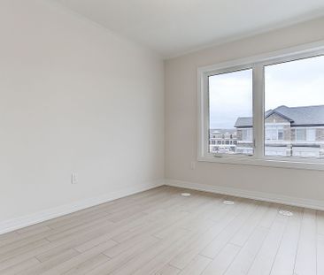 For Lease - 27 Floyd Ford Way, Markham, Ontario - Photo 2
