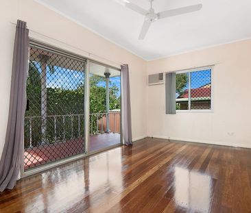 19 Catalina Street, Loganlea QLD 4131 - House For Rent | Domain - Photo 5