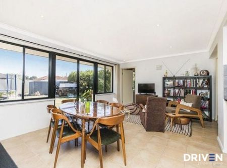 The Complete Family Package in Bayswater - Photo 3