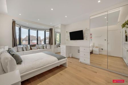 4 bedroom semi-detached house to rent - Photo 5