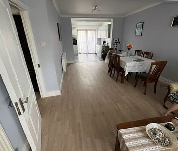 Whitton Avenue West, Greenford, UB6 - Photo 2
