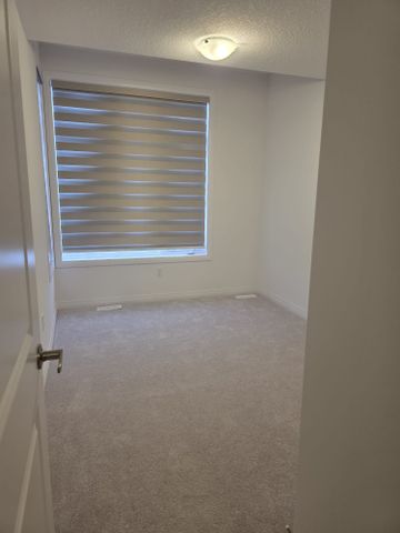 For Lease - 881 Douro Street, Stratford, Ontario - Photo 2