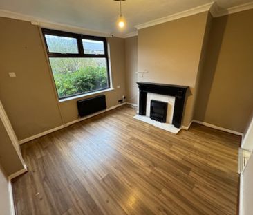 3 Bedroom Terraced House - Photo 3