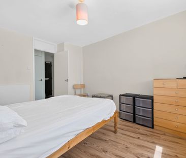 Marlow Road, London, E6 3QG - Photo 4