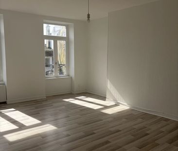 Location Appartement 2 pièces 52m² BOULOGNE SUR MER 62200 - Photo 3