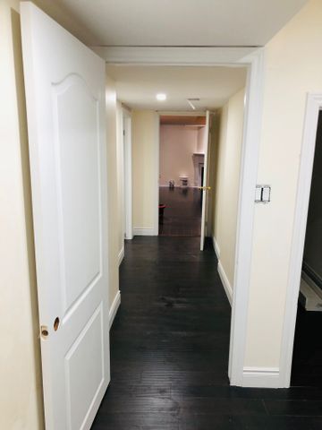 For Lease - 143 Crystal Glen Crescent Unit# 2, Brampton, Ontario - Photo 2