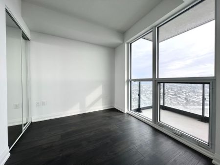 For Lease - 30 Gibbs Road Unit# 2908, Toronto, Ontario - Photo 4