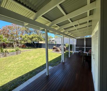8 Maple Road, Sandy Beach - Photo 5
