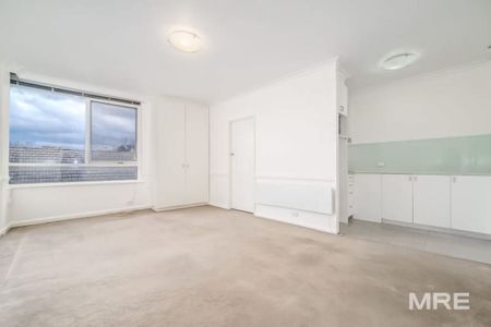 204/25 Hotham Street, East Melbourne - Photo 2