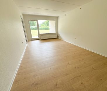 Lys og dejlig 2-værelses lejlighed med terrasse - Photo 1