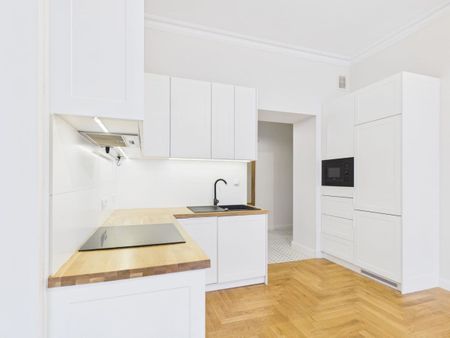 Dwupokojowe, nieumeblowane mieszkanie w kamienicy 55.5 m² - Photo 5