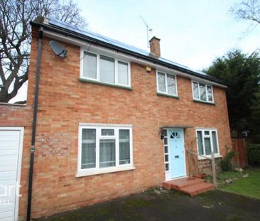 3 bedroom detached house to rent - Photo 3
