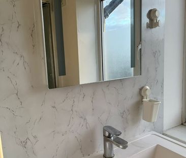 Studio Flat, North Circular Road, NW10 - Photo 6