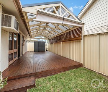 Open the Door to Family-Sized Comfort in a Quiet Netley Haven - Photo 6