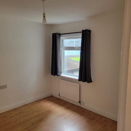 15 Gardenmore Place, Larne, BT40 1SE - Photo 3